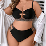 Biquíni Plus Size com Anel e Recortes