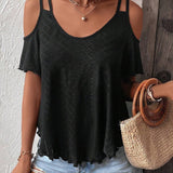 Blusa com Bordado e Ombros à Mostra