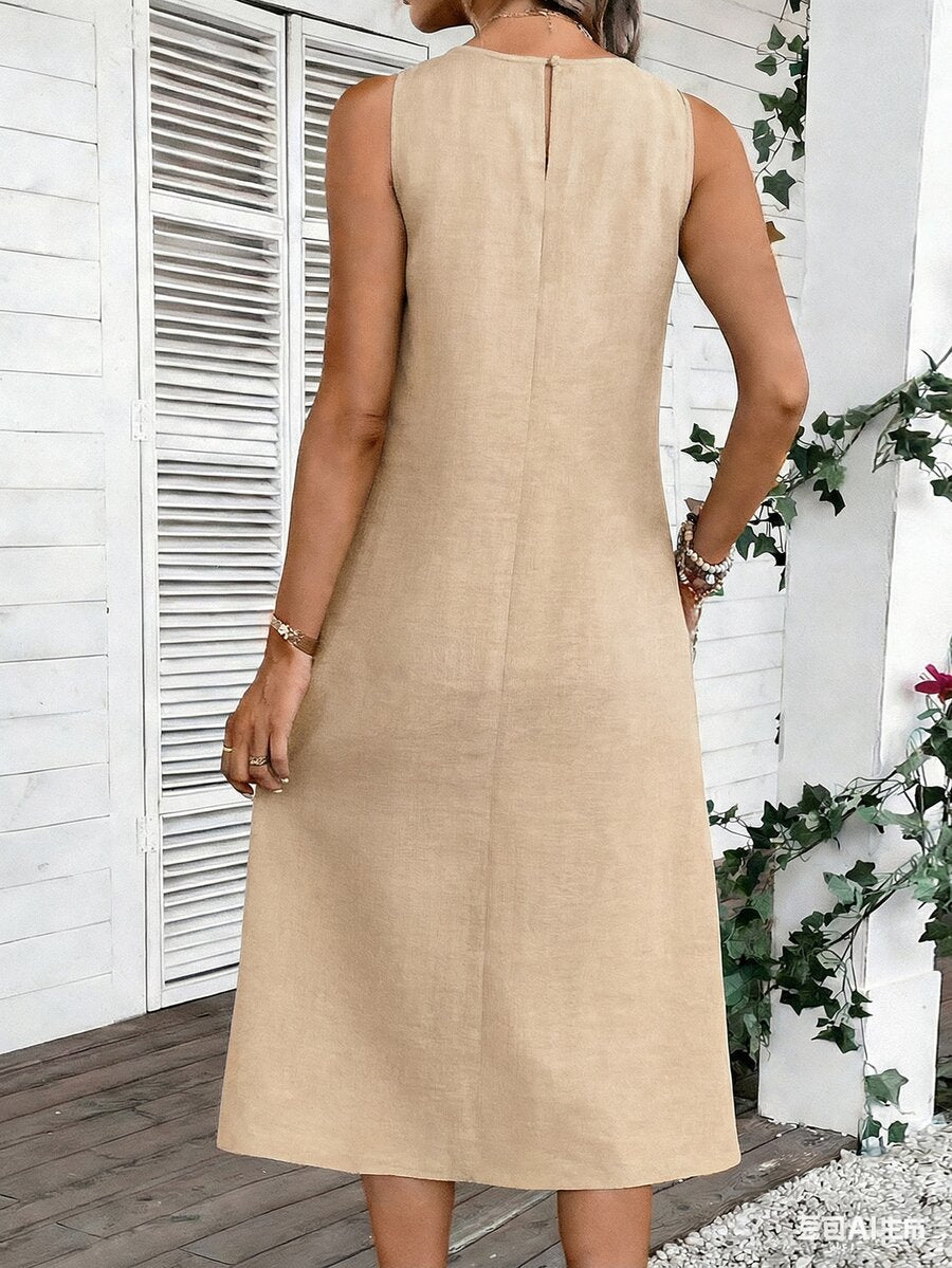 Vestido Midi Sem Mangas com Gola Redonda e Bolsos - La Lecce
