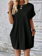 Vestido Curto Camiseta com Bolsos e Manga Morcego - La Lecce