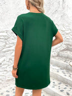 Vestido Curto Camiseta com Bolsos e Manga Morcego - La Lecce