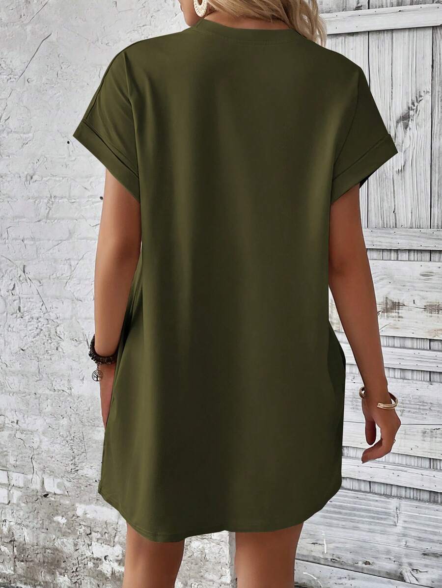 Vestido Curto Camiseta com Bolsos e Manga Morcego - La Lecce