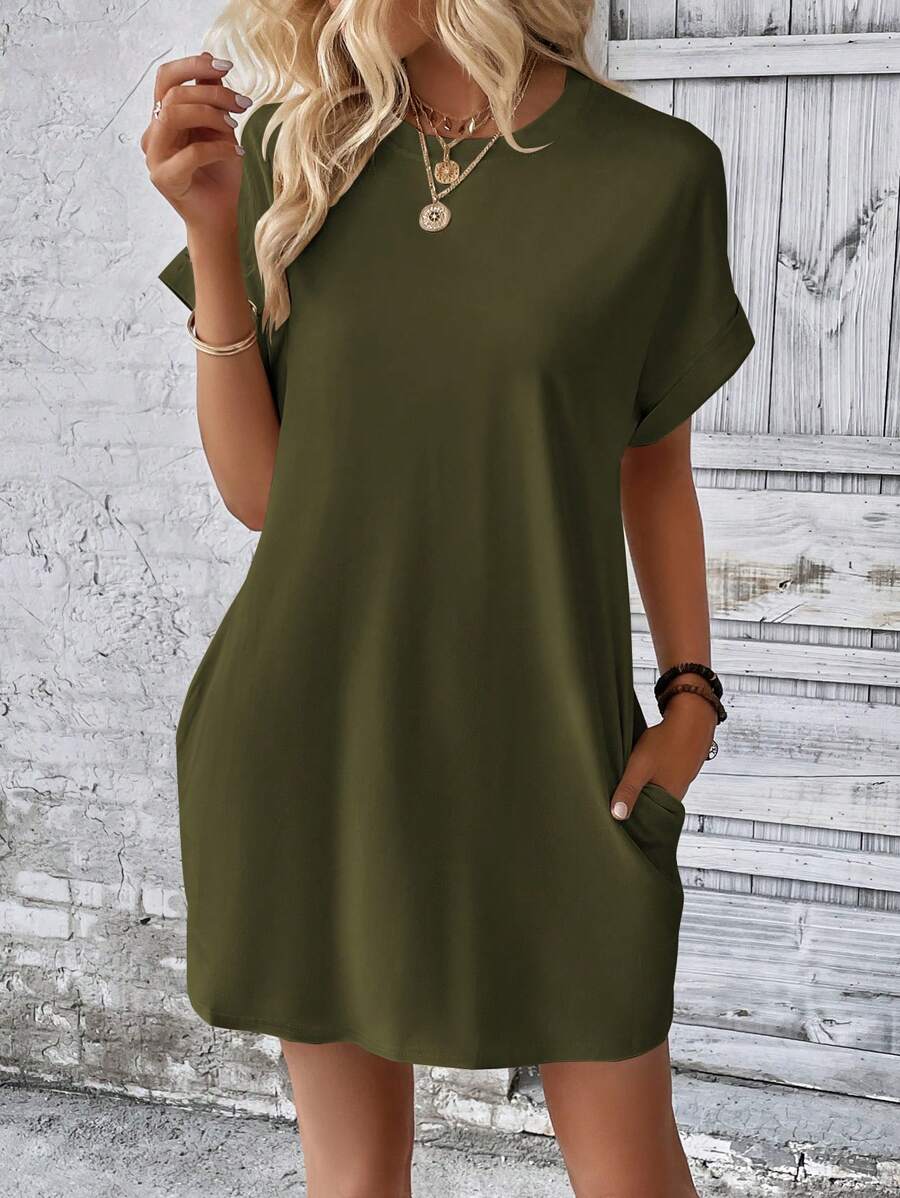 Vestido Curto Camiseta com Bolsos e Manga Morcego - La Lecce