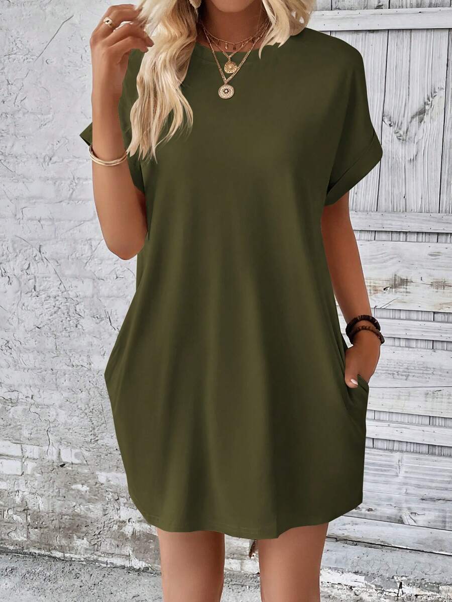 Vestido Curto Camiseta com Bolsos e Manga Morcego - La Lecce