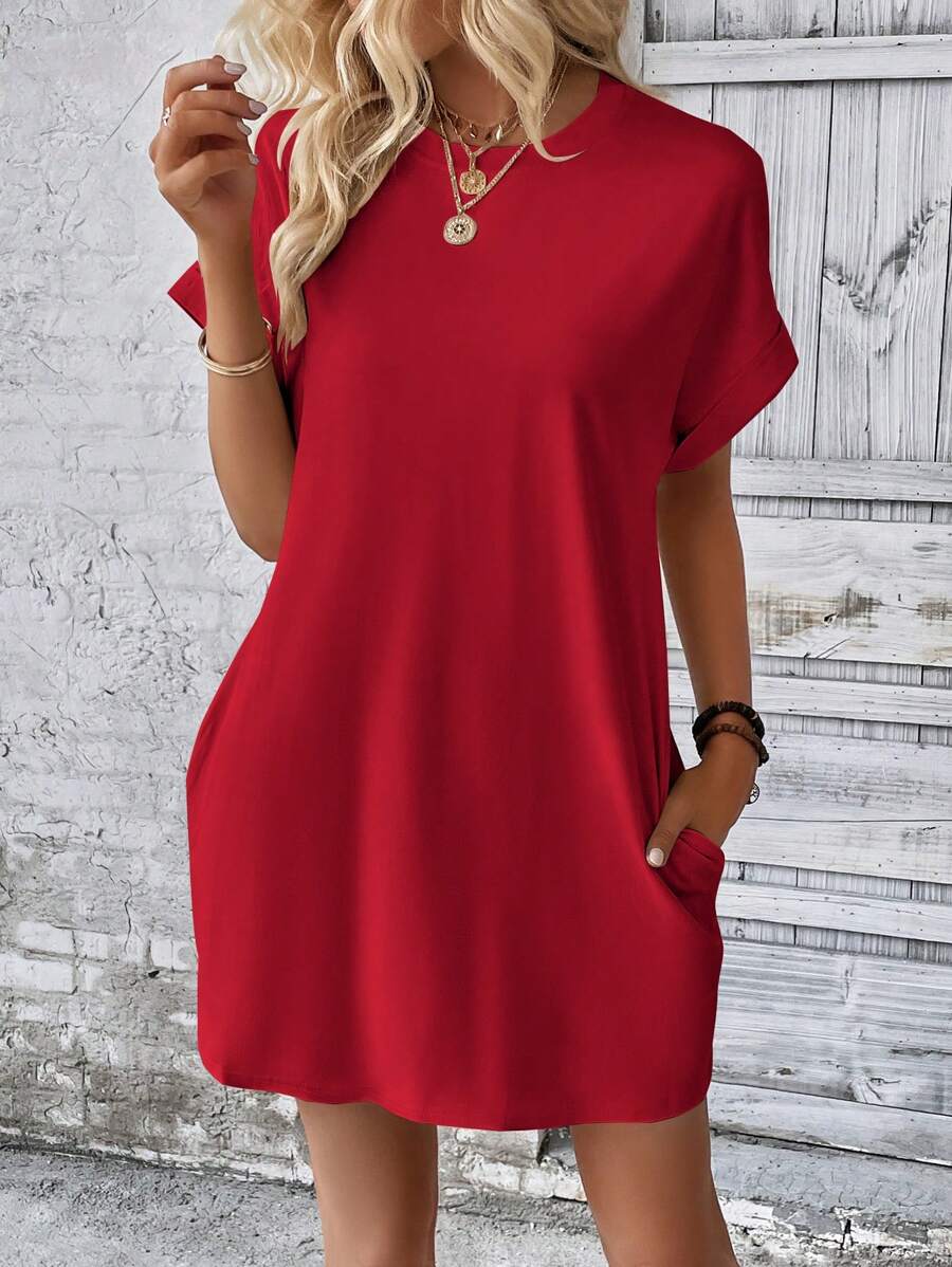 Vestido Curto Camiseta com Bolsos e Manga Morcego - La Lecce