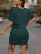 Vestido Curto Tubinho com Cordão Lateral e Manga Morcego - La Lecce