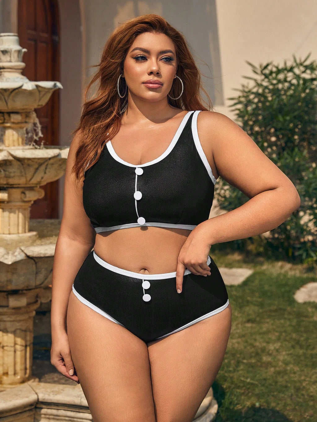 Biquíni Plus Size Botões Frontais