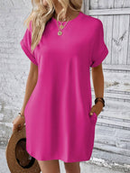 Vestido Curto Camiseta com Bolsos e Manga Morcego - La Lecce