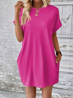 Vestido Curto Camiseta com Bolsos e Manga Morcego - La Lecce