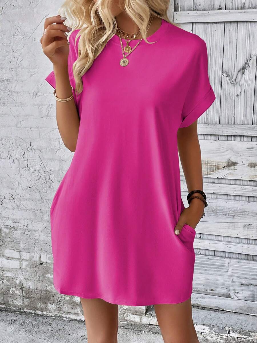 Vestido Curto Camiseta com Bolsos e Manga Morcego - La Lecce