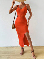 Vestido Longo Canelado com Alças Finas e Fenda Lateral - La Lecce