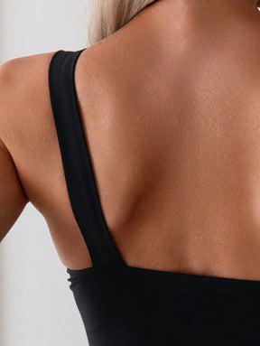 Maiô One Shoulder Golden Detail