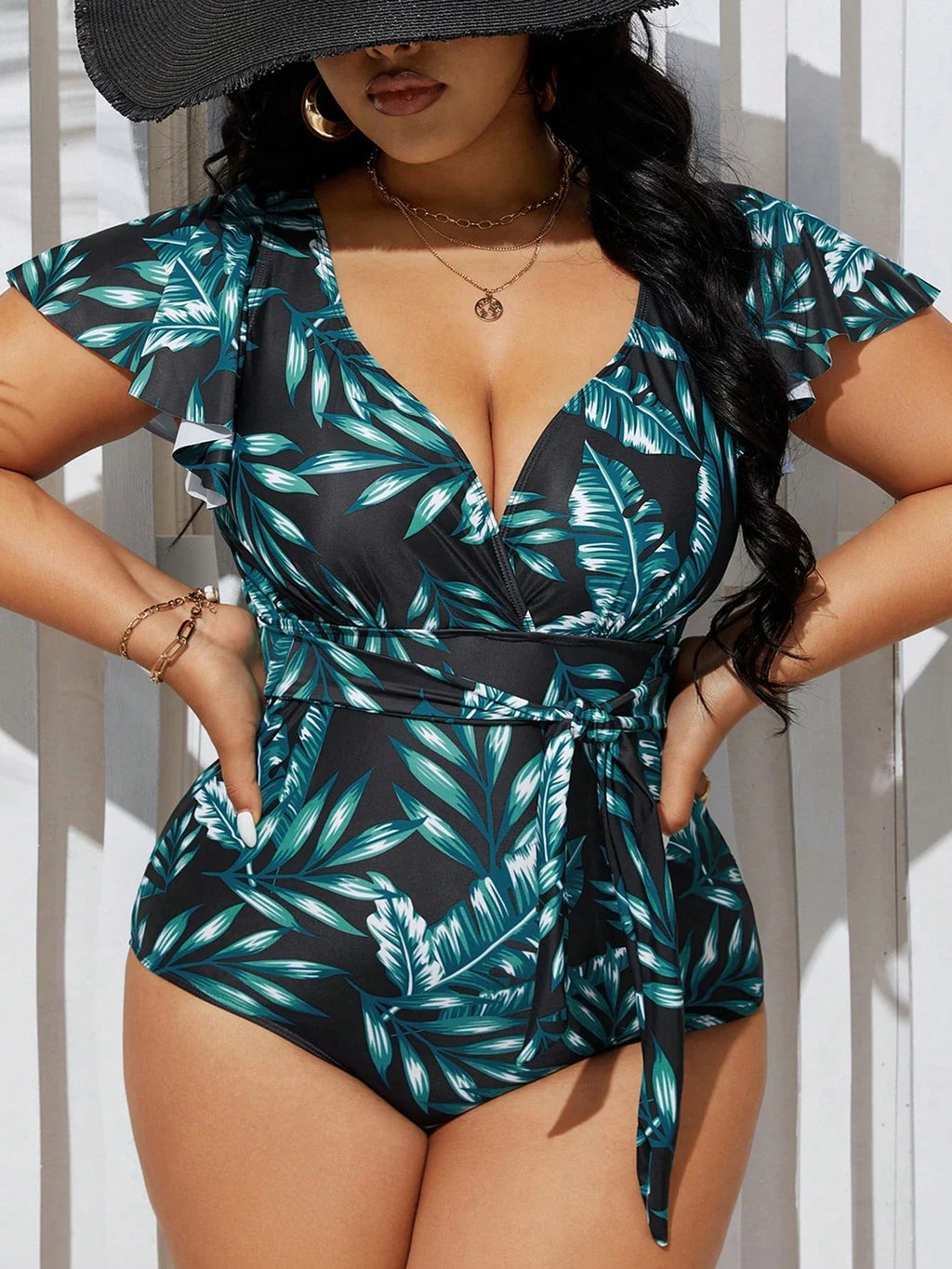Maiô Plus Size Tropical com Cinto