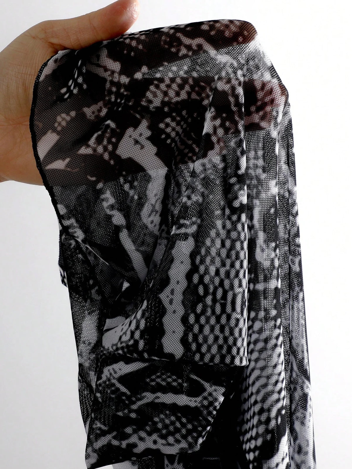 Conjunto de Biquíni 3 Peças Decote V com Cordão Plissado