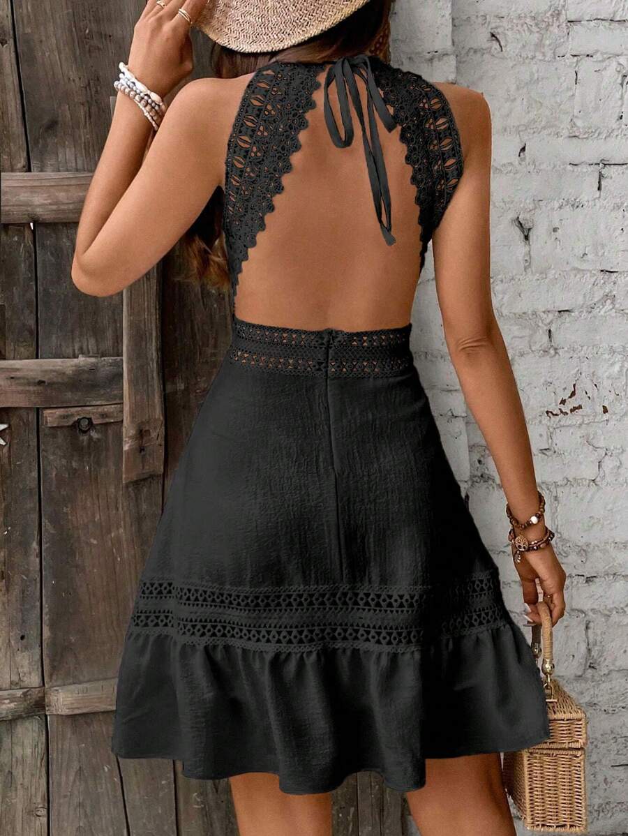Vestido Curto Frente Única com Babado e Laço - La Lecce