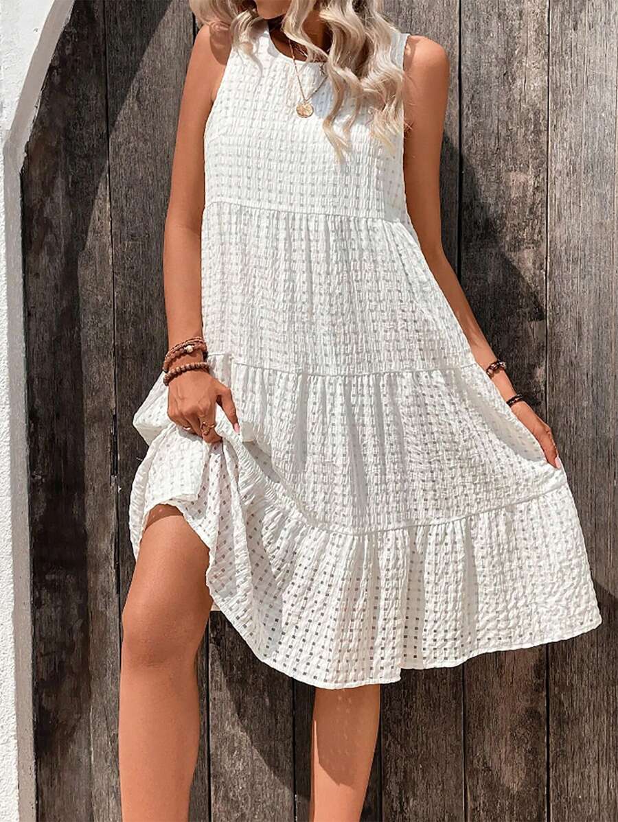 Vestido Midi Solto com Gola Redonda e Barra com Babado - La Lecce