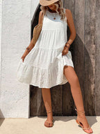 Vestido Midi Solto com Gola Redonda e Barra com Babado - La Lecce