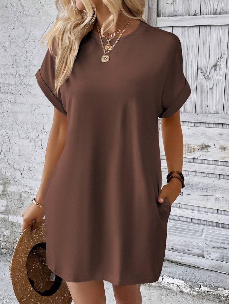 Vestido Curto Camiseta com Bolsos e Manga Morcego - La Lecce