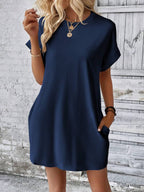Vestido Curto Camiseta com Bolsos e Manga Morcego - La Lecce