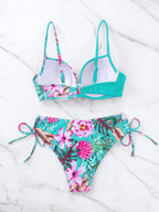 Biquíni Estampado com Alças Finas e Cintura Natural