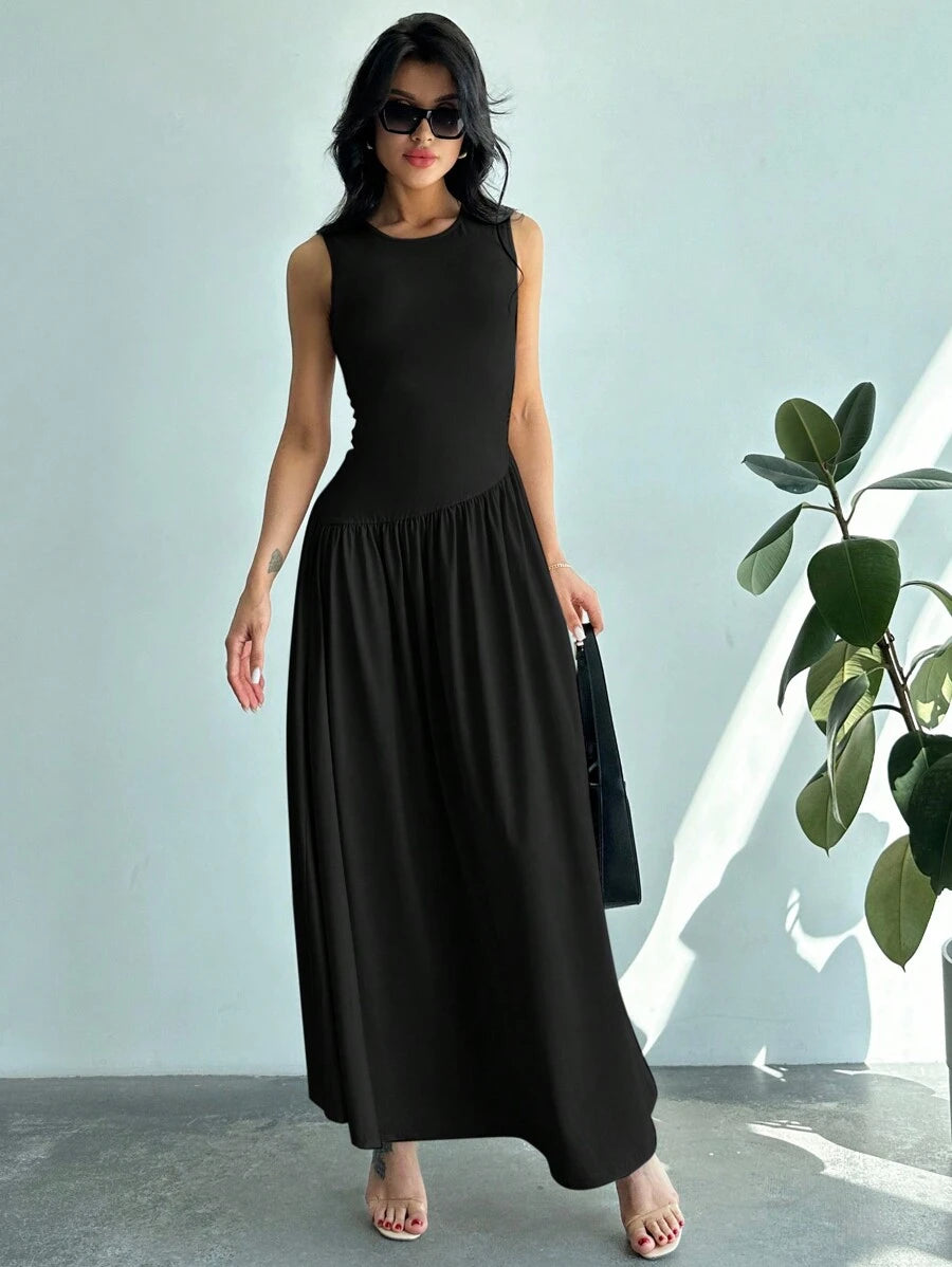 Vestido Maxi de Malha com Gola Redonda e Costas Abertas - La Lecce
