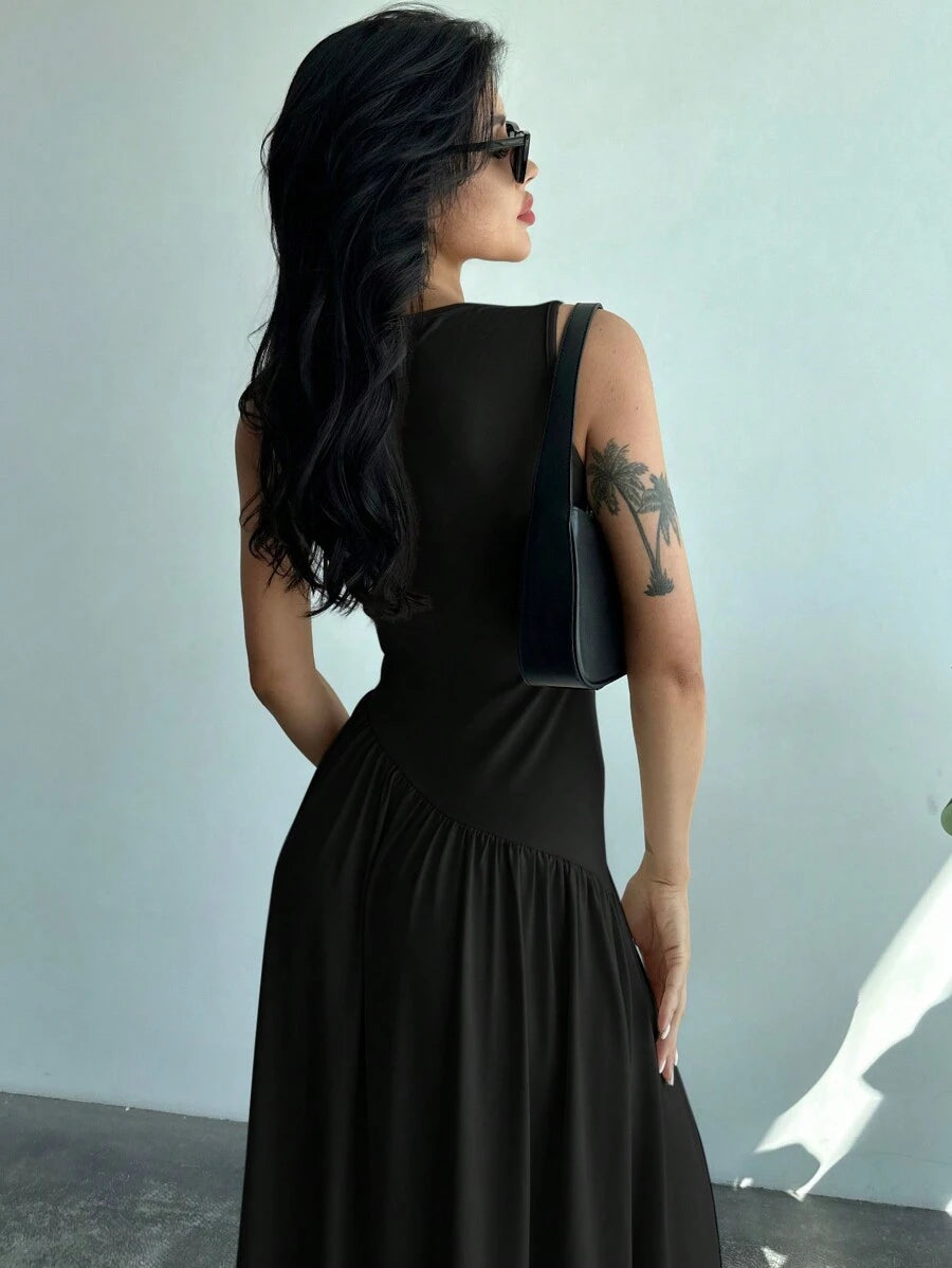 Vestido Maxi de Malha com Gola Redonda e Costas Abertas - La Lecce