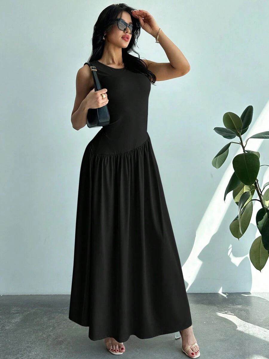 Vestido Maxi de Malha com Gola Redonda e Costas Abertas - La Lecce