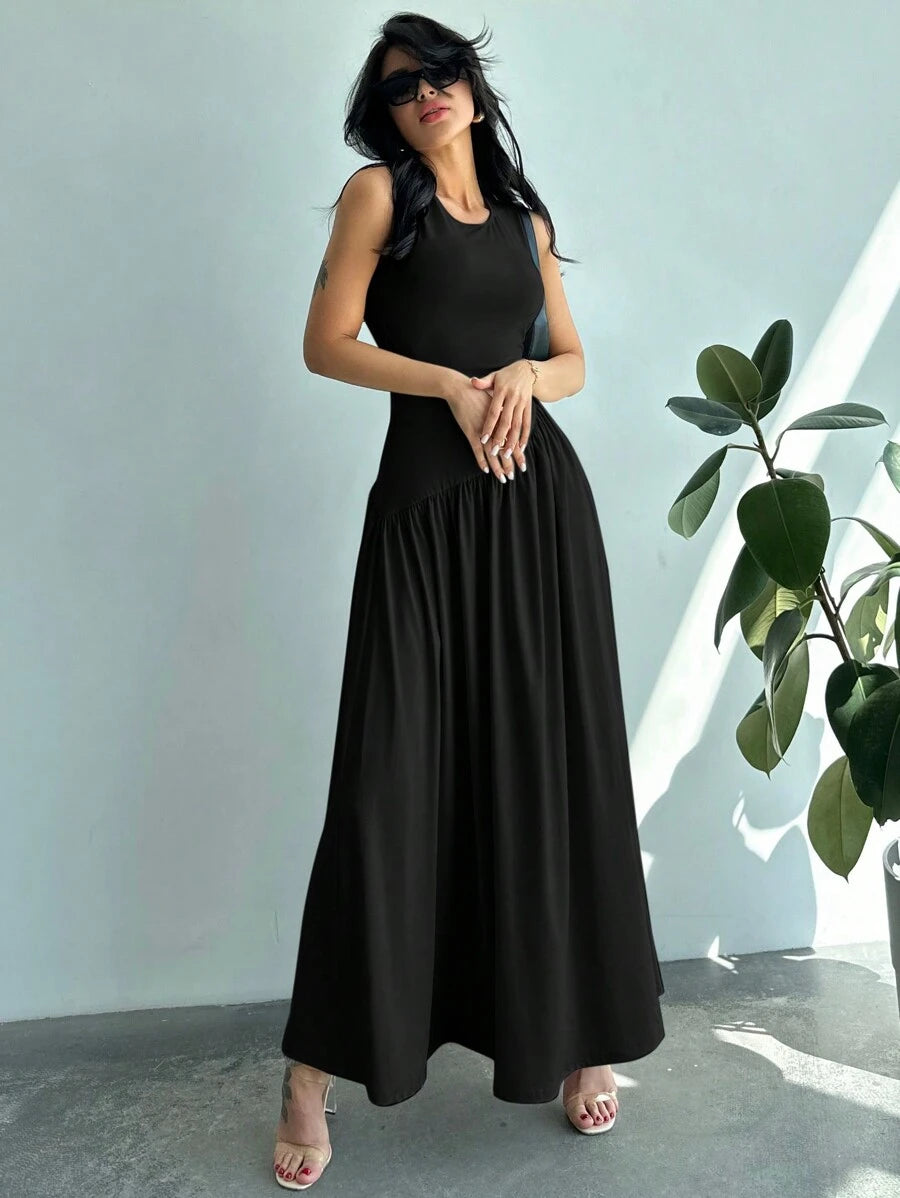 Vestido Maxi de Malha com Gola Redonda e Costas Abertas - La Lecce