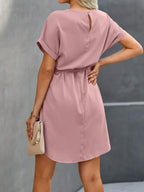 Vestido Curto Túnica com Cinto e Bolsos - La Lecce