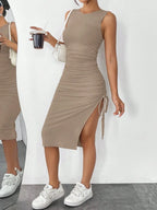 Vestido Midi Justo com Cordão e Fenda Lateral - La Lecce