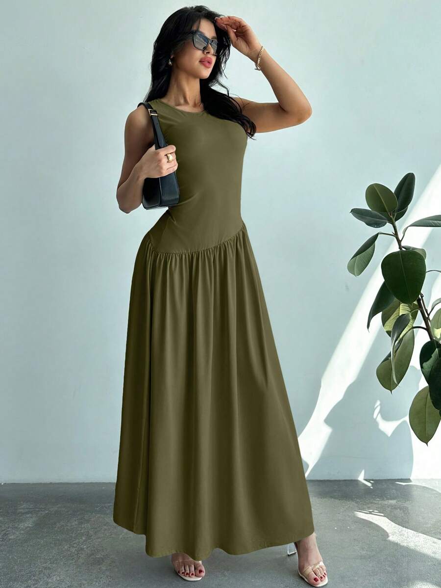 Vestido Maxi de Malha com Gola Redonda e Costas Abertas - La Lecce