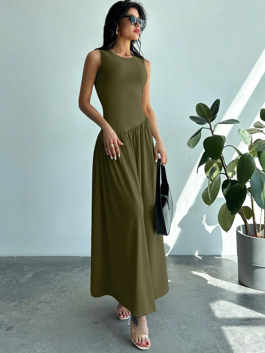 Vestido Maxi de Malha com Gola Redonda e Costas Abertas - La Lecce