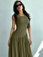 Vestido Maxi de Malha com Gola Redonda e Costas Abertas - La Lecce