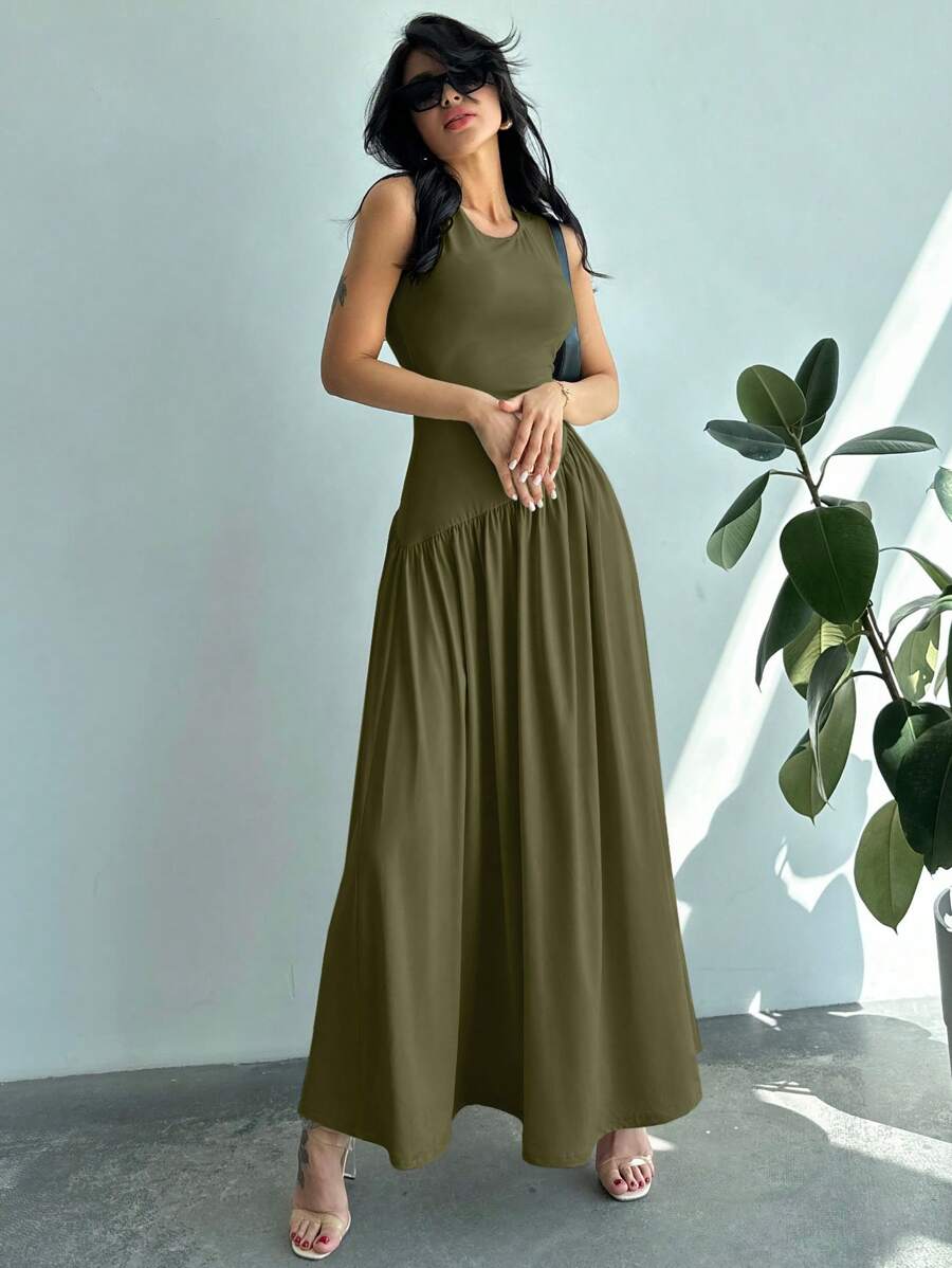 Vestido Maxi de Malha com Gola Redonda e Costas Abertas - La Lecce