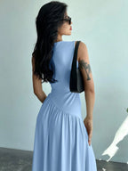 Vestido Maxi de Malha com Gola Redonda e Costas Abertas - La Lecce