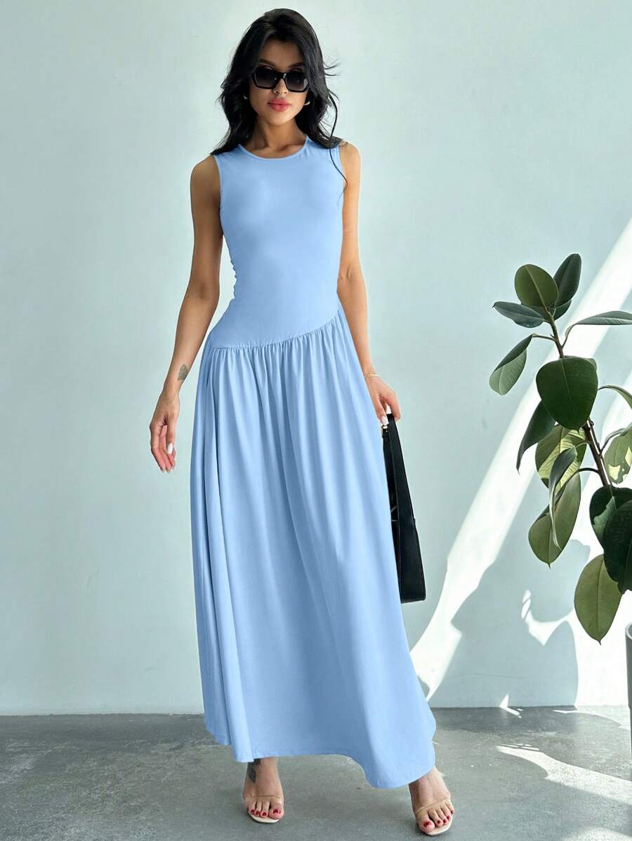 Vestido Maxi de Malha com Gola Redonda e Costas Abertas - La Lecce