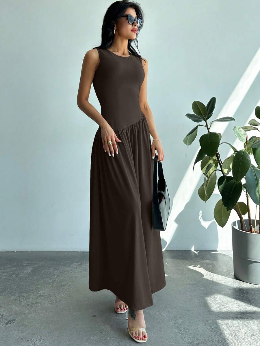 Vestido Maxi de Malha com Gola Redonda e Costas Abertas - La Lecce