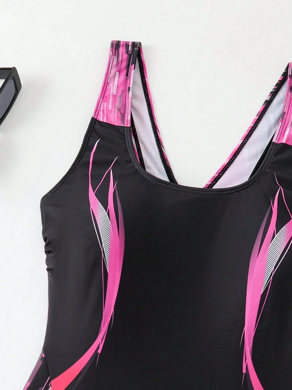 Maiô Plus Size Decote U Esportivo