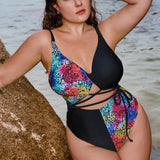 Maiô Plus Size Ziguezague com Tie Back