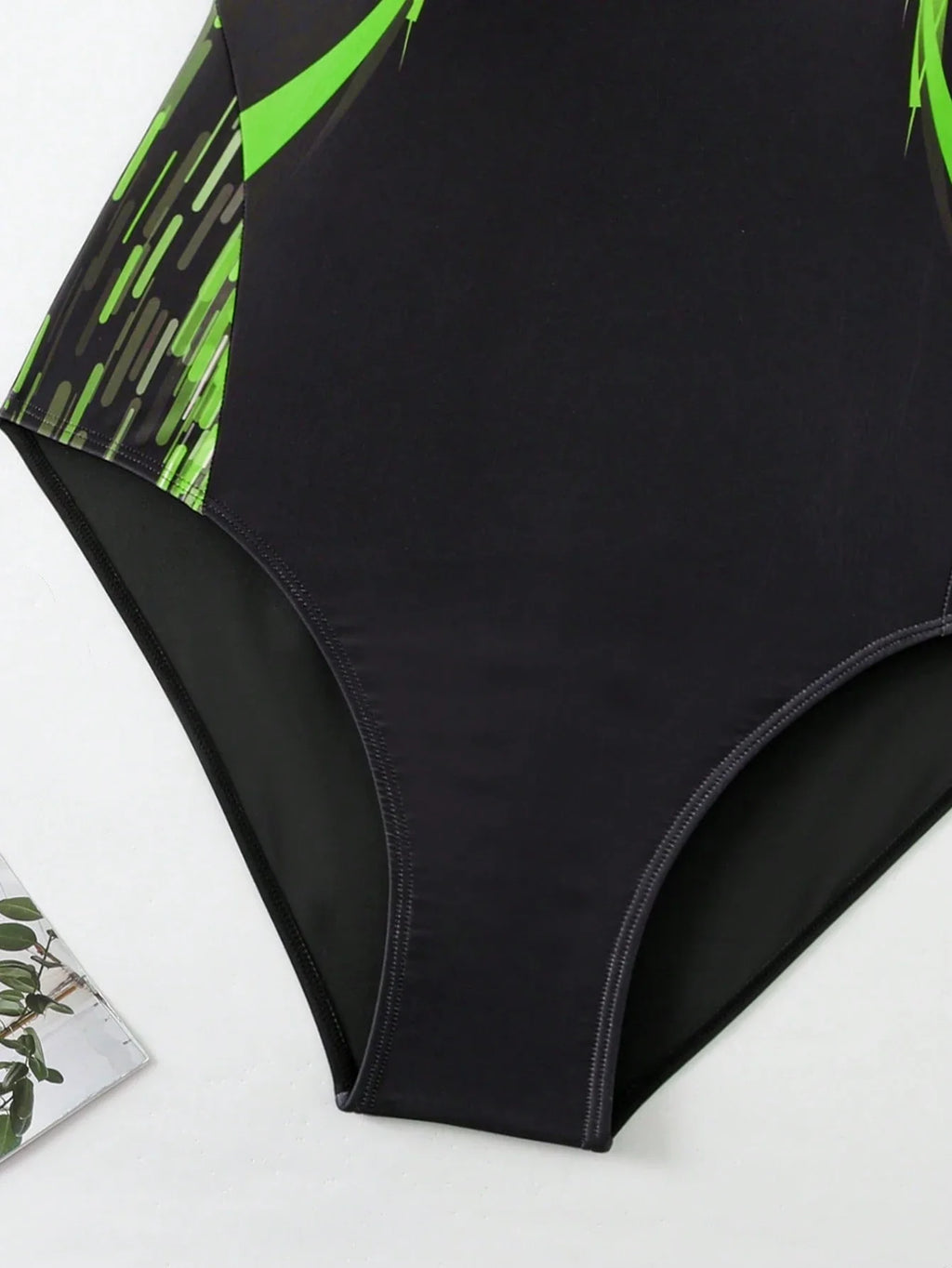Maiô Plus Size Decote U Esportivo