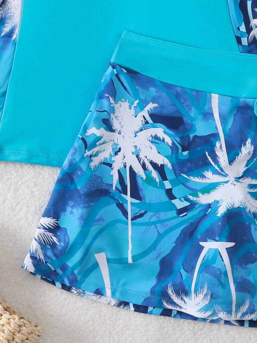 Conjunto de Praia 2 Peças com Regata e Saia Shorts Estampada