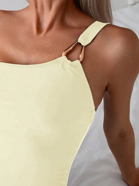 Maiô One Shoulder Golden Detail