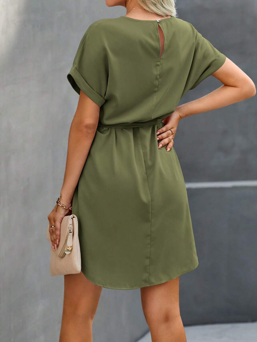 Vestido Curto Túnica com Cinto e Bolsos - La Lecce