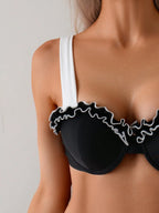 Biquíni Bandeau com Babado e Cintura Alta