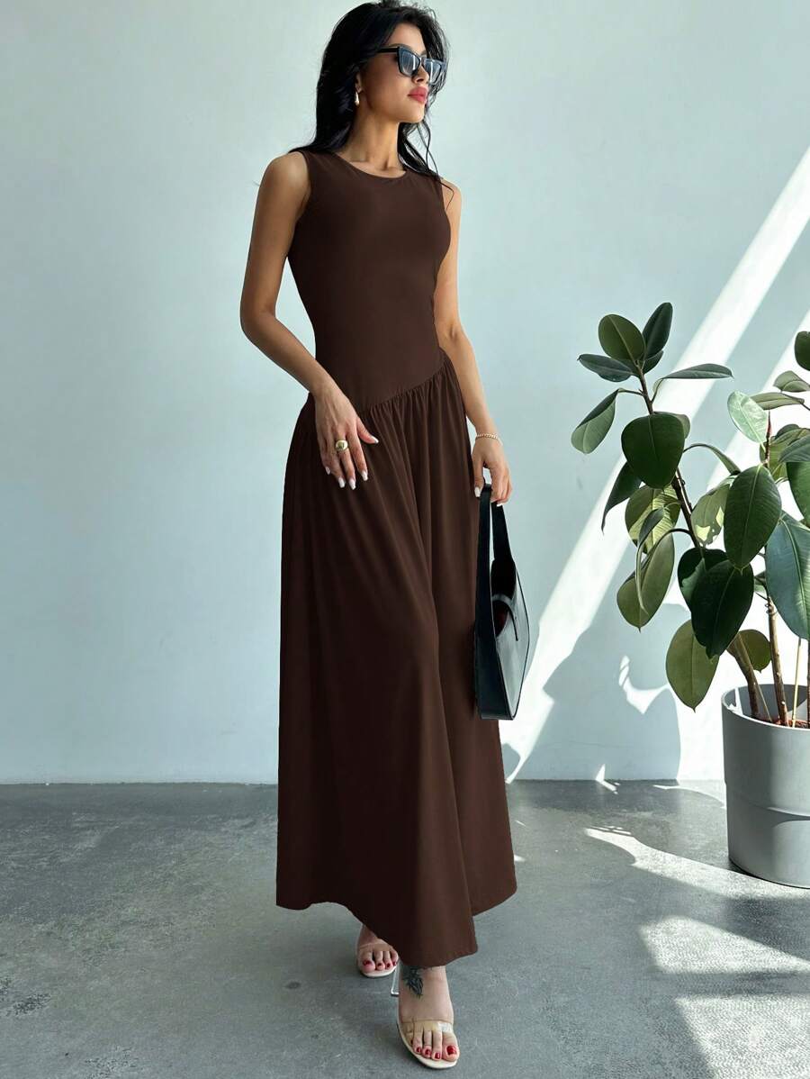 Vestido Maxi de Malha com Gola Redonda e Costas Abertas - La Lecce