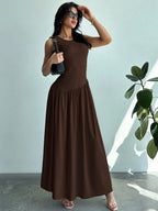 Vestido Maxi de Malha com Gola Redonda e Costas Abertas - La Lecce