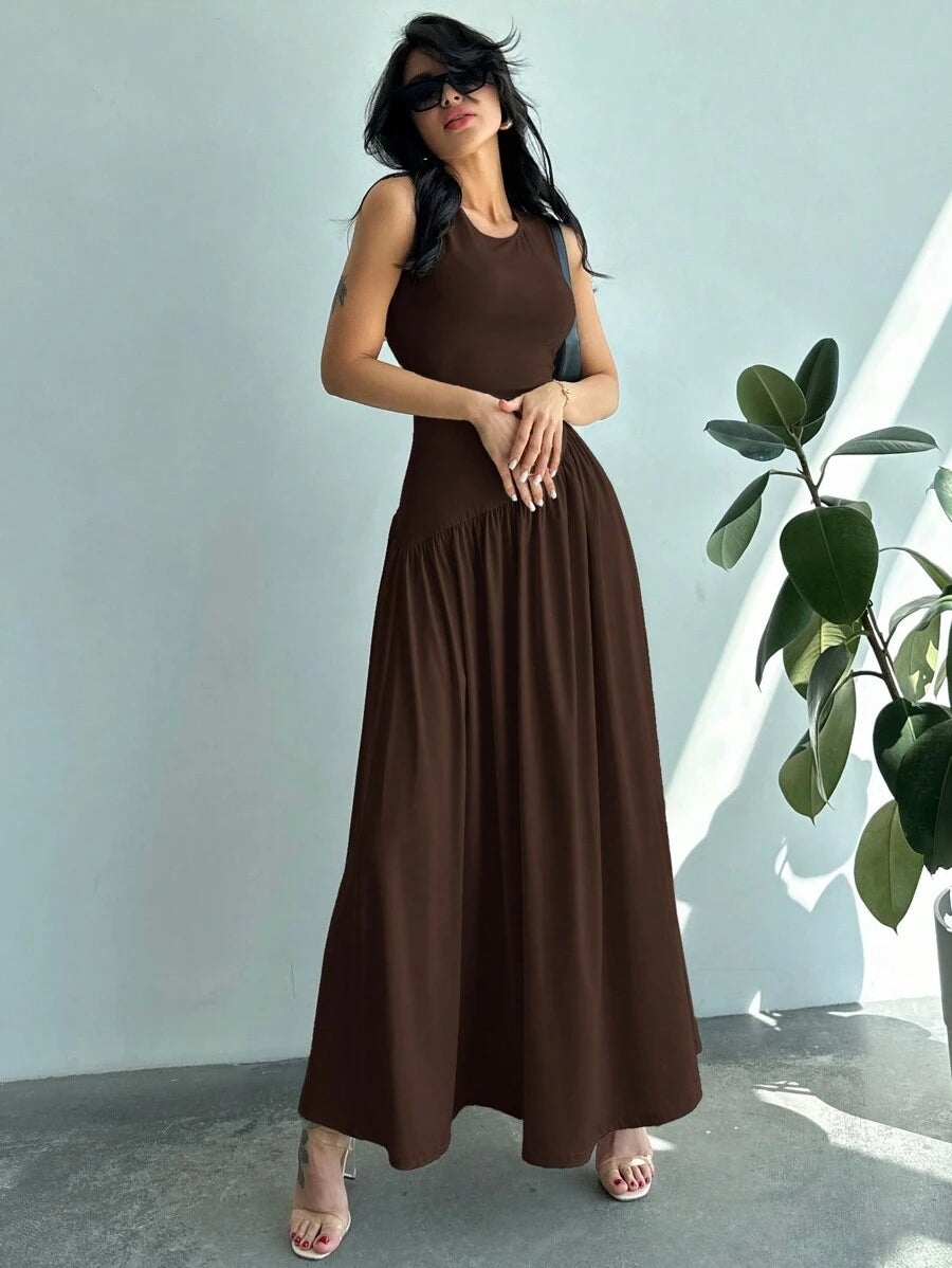 Vestido Maxi de Malha com Gola Redonda e Costas Abertas - La Lecce