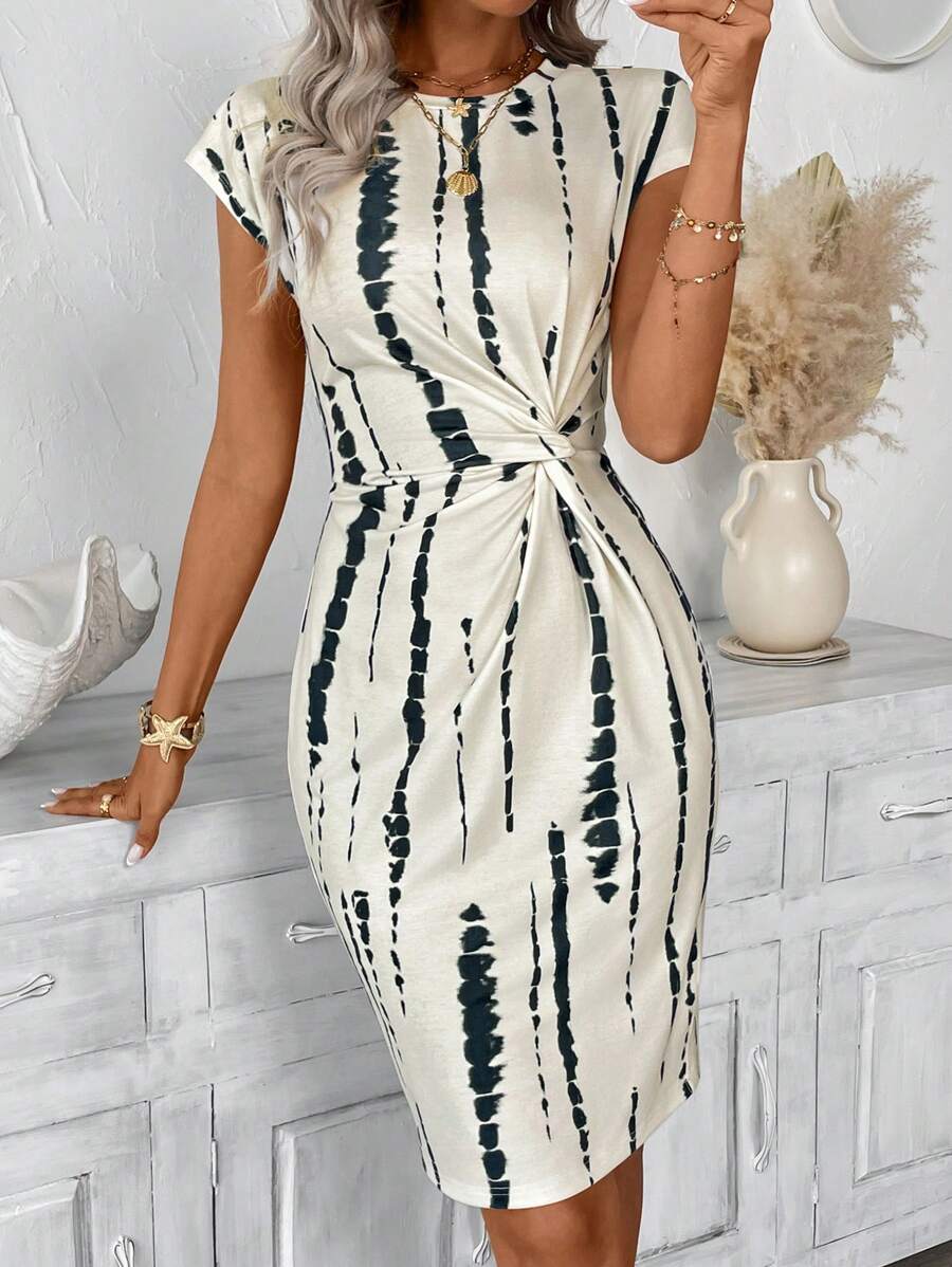 Vestido Midi Justo com Detalhe Torcido e Botões - La Lecce