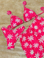 Conjunto de Biquíni 3 Peças com Estampa Tropical e Shorts