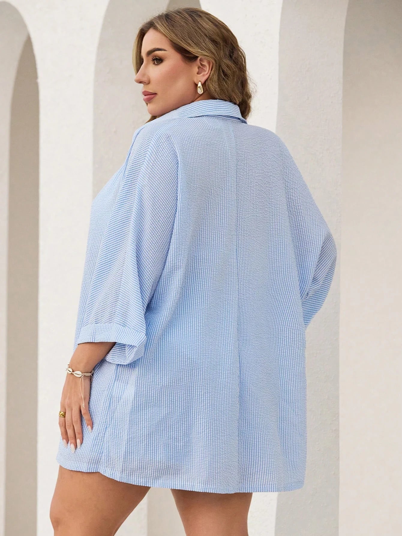 Conjunto Plus Size Listrado com Botões